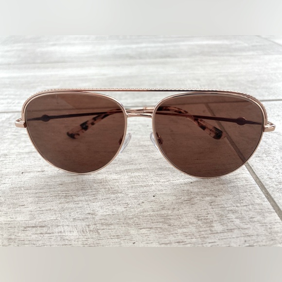 Alex Perry Aviator Rose-Gold Sunglasses - Picture 3 of 11